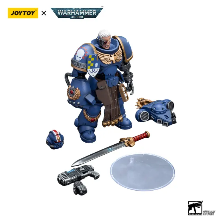 Ultramarines Lieutenant with Power Fist JOYTOY