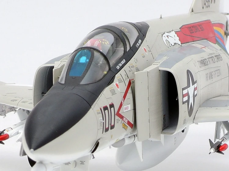 Tamiya 61121 1/48 McDonnell Douglas F-4B Phantom I