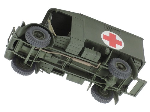Tamiya 32605 1/48 British 2-Ton 4x2 Ambulance