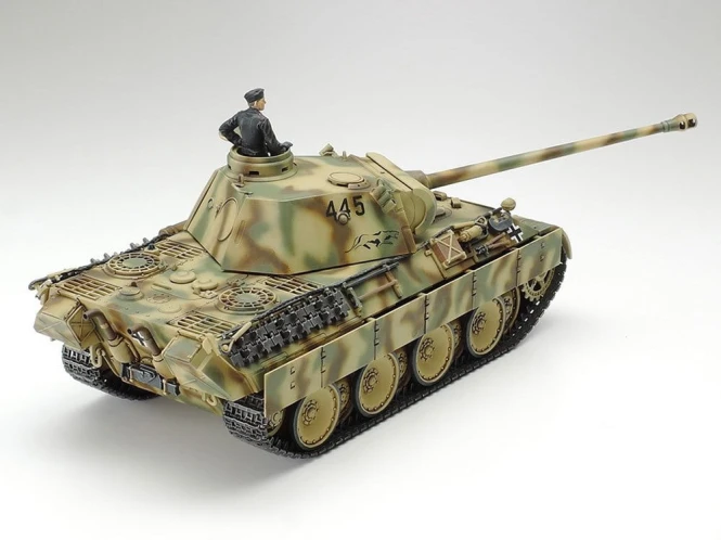 Tamiya 32597 1/48 German Tank Panther Ausf. D