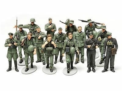 Tamiya 32530 1/48 Ger Infantry on Maneuver