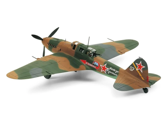 Tamiya 25212 1/48 Ilyushin IL-2 Shturmovik & GAZ-6