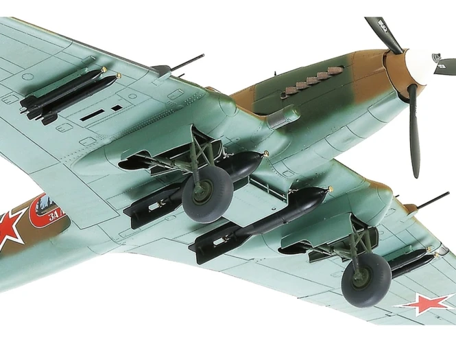 Tamiya 25212 1/48 Ilyushin IL-2 Shturmovik & GAZ-6
